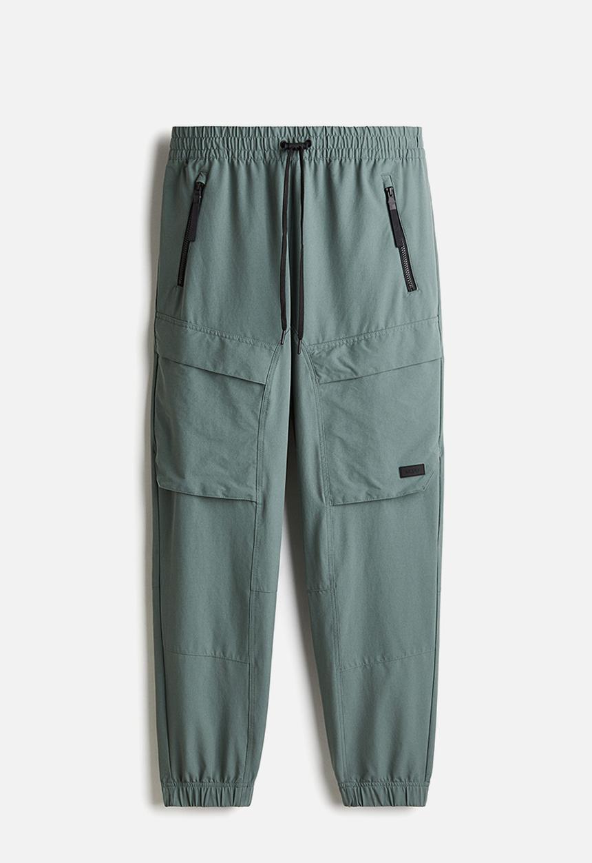 H&M - Regular fit sports cargo joggers - dark sage green