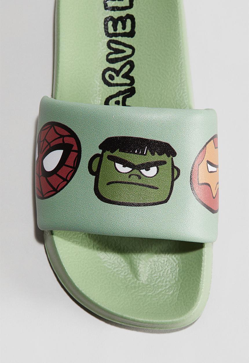 H&M - Pool shoes - green/marvel comics