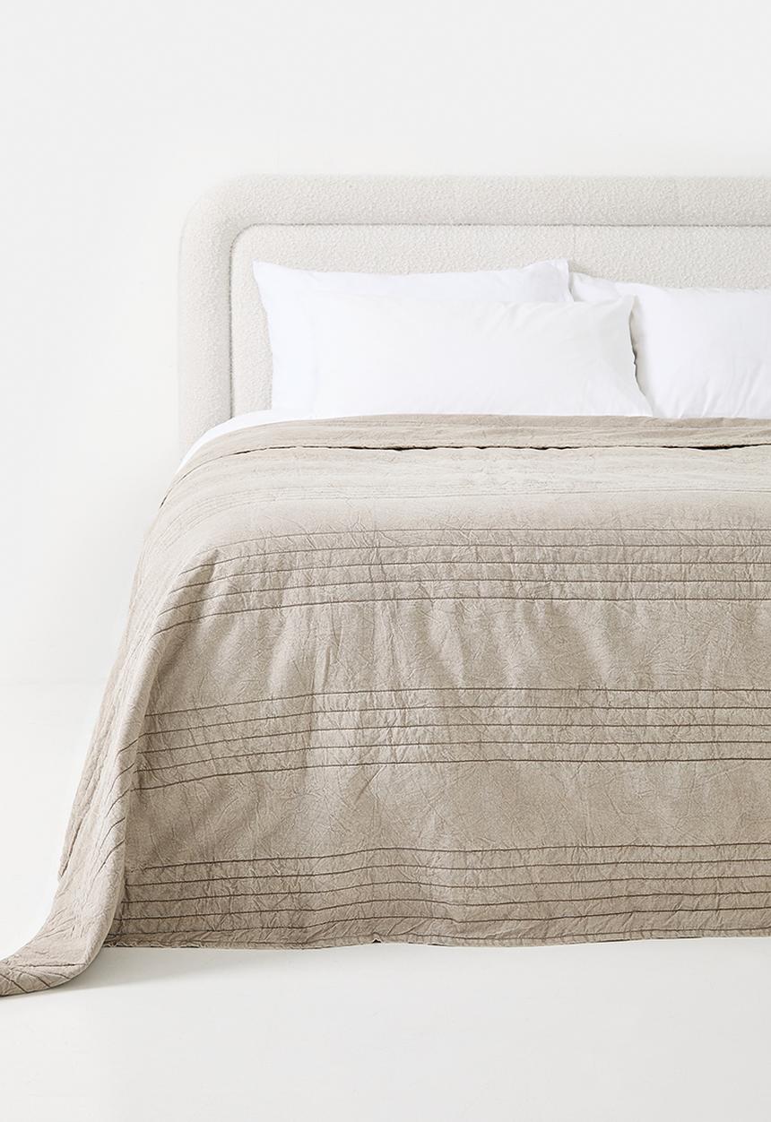 Sixth Floor - Cotton Stone Washed Quilt - Natural