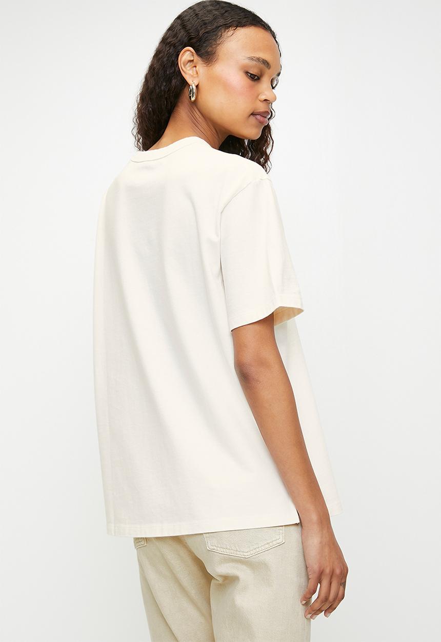 Levi’s® - Gr tabor tee - cowboy boot and hat egret graphic	