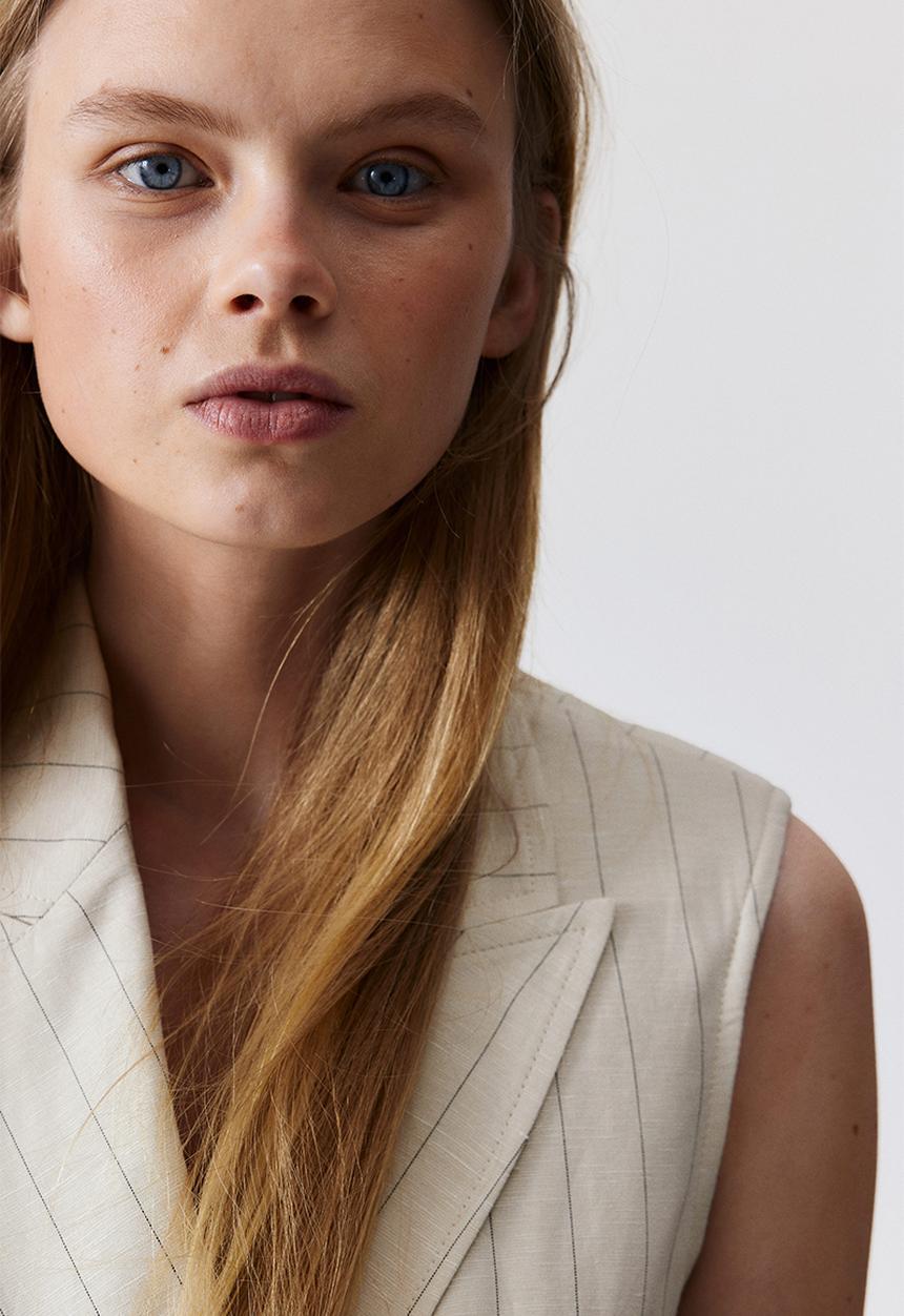 H&M - Linen-blend blazer dress - light beige pinstriped - 1212380005