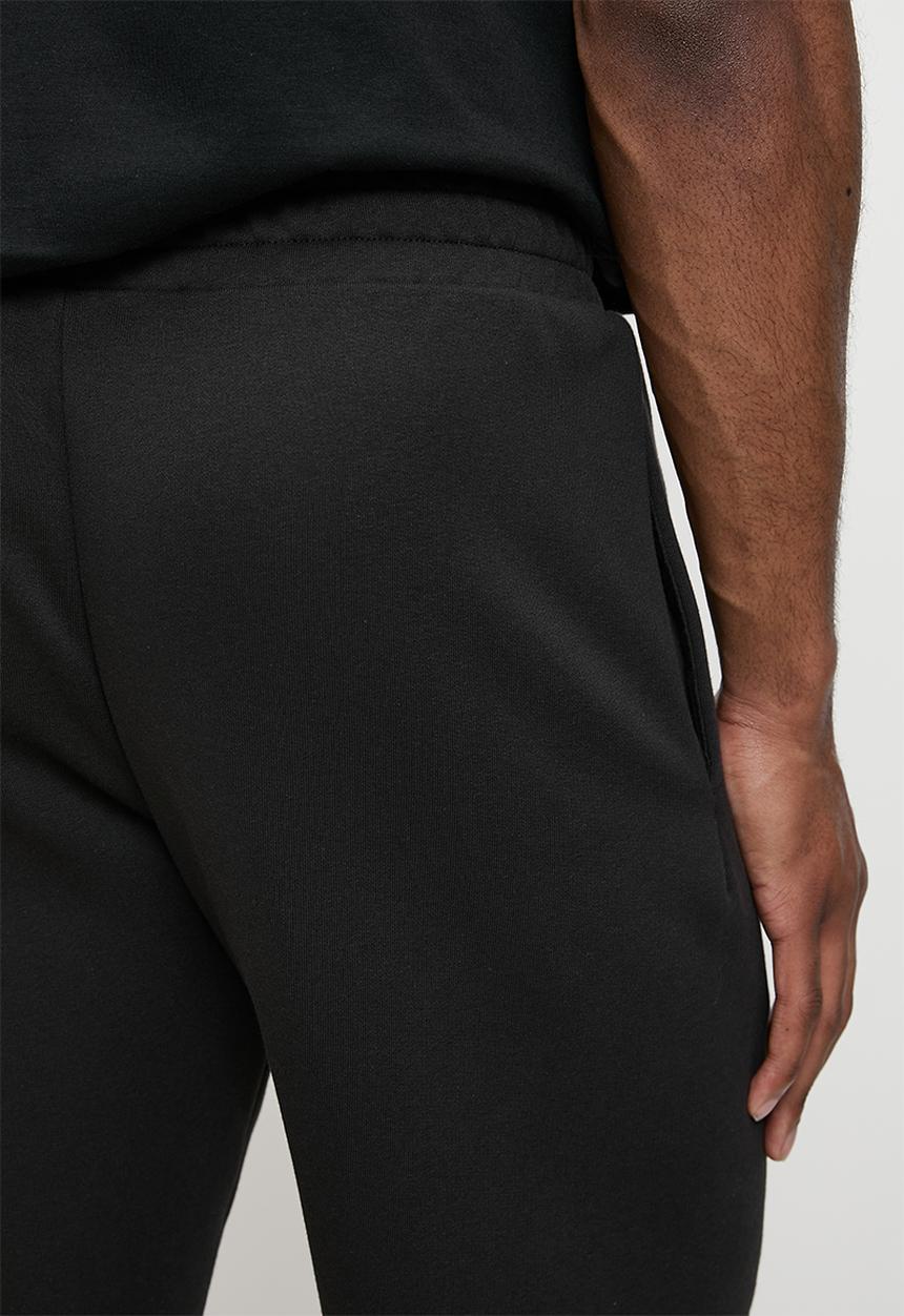 PUMA - Essential Logo Shorts No.1  - Black