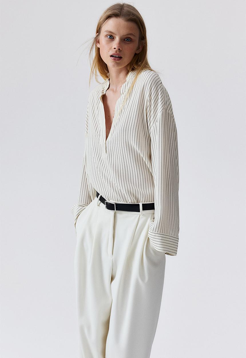 H&M - Oversized viscose blouse -  cream/striped 