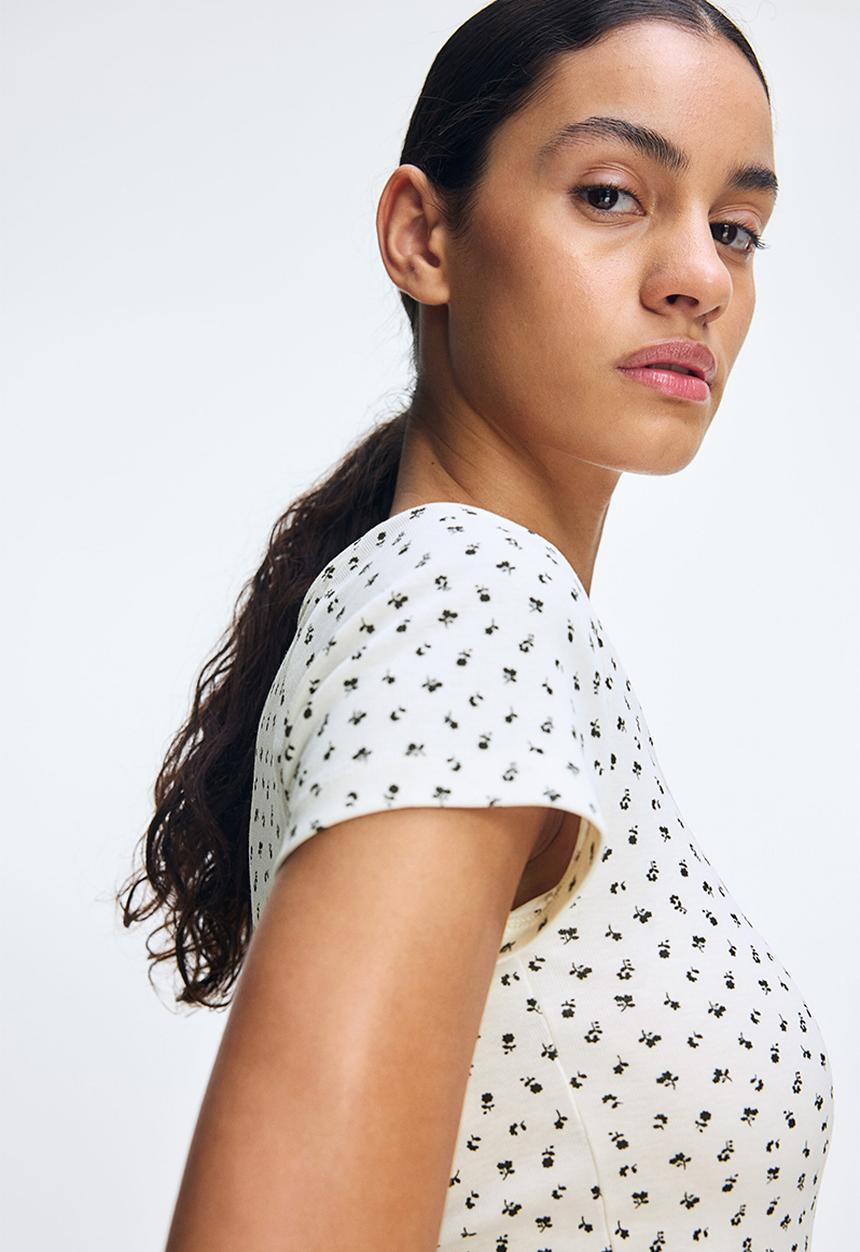 H&M - Button-top scoop-neck T-shirt - cream/floral