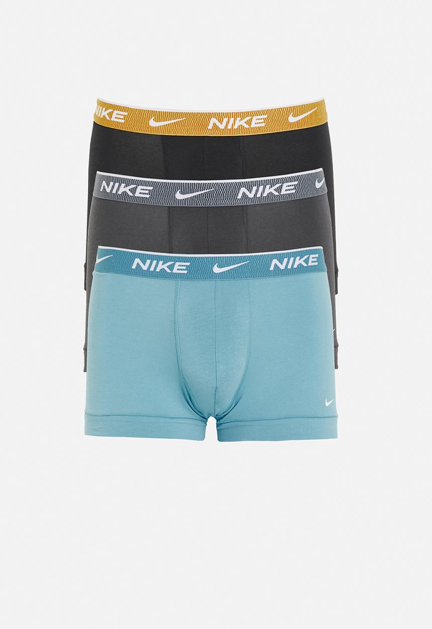 Nike - Dri-Fit Everyday Cotton Stretch 3 Pack Trunk - DENIM TURQ./ BLACK - SATURN GOLD WB/ ANTRACITE MOVE WB