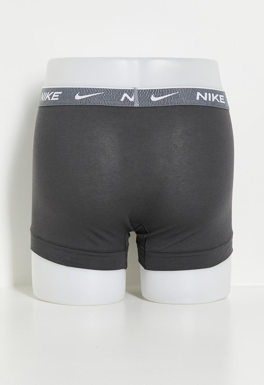 Nike - Dri-Fit Everyday Cotton Stretch 3 Pack Trunk - DENIM TURQ./ BLACK - SATURN GOLD WB/ ANTRACITE MOVE WB