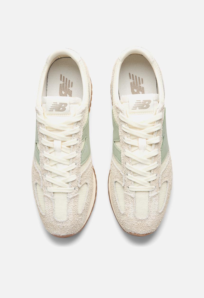 New Balance  - 471 Low Profile