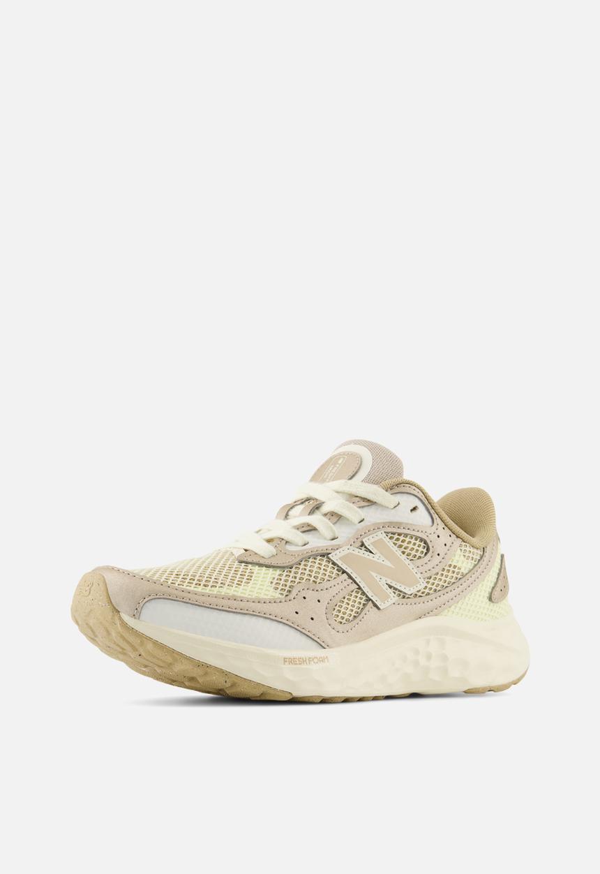 New Balance  - Fresh Foam Arishi v4 Tira Lux