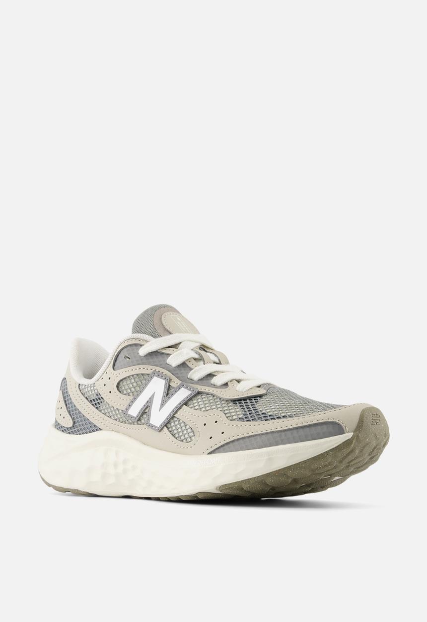 New Balance  - Fresh Foam Arishi v4 Tira Lux