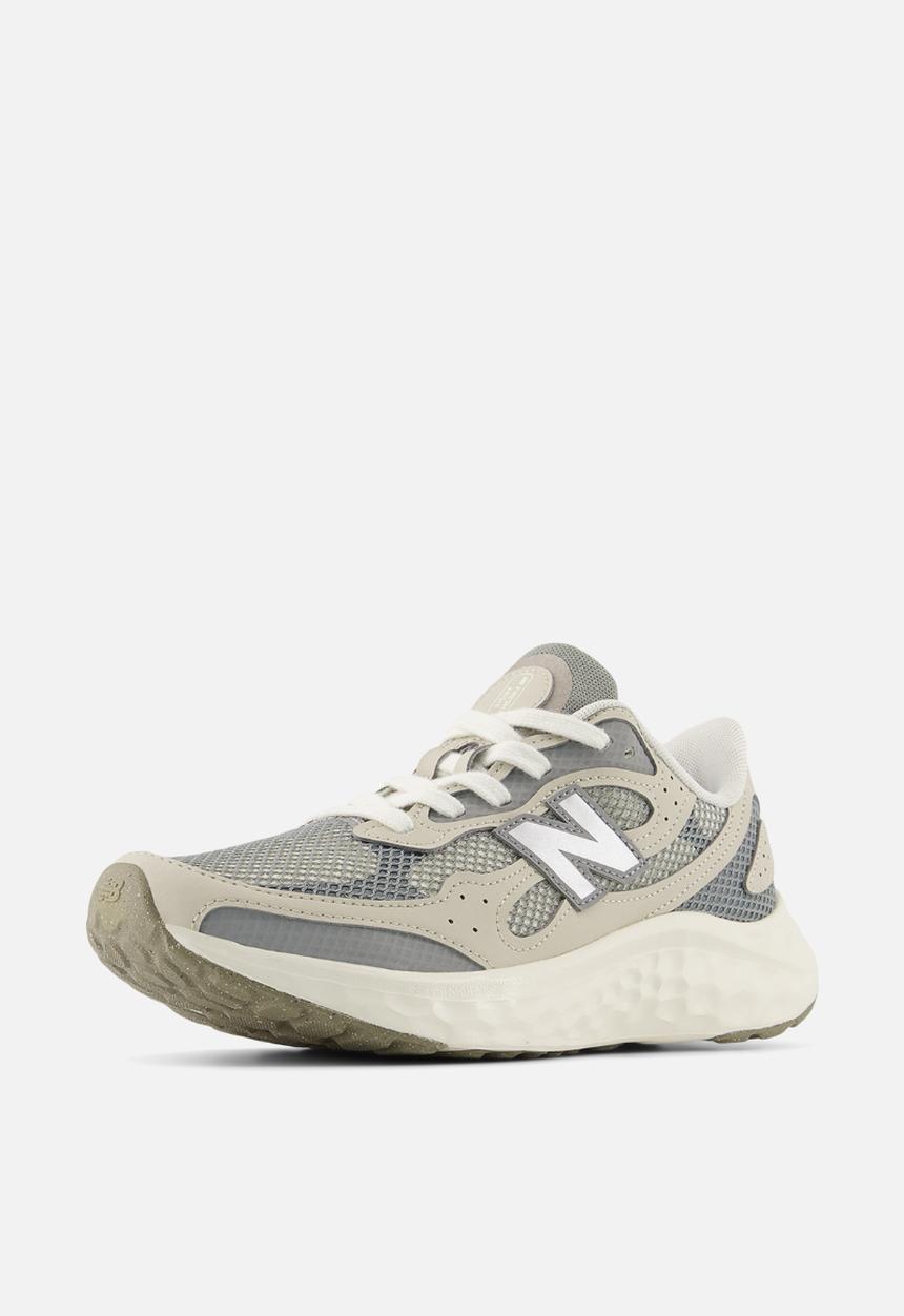 New Balance  - Fresh Foam Arishi v4 Tira Lux