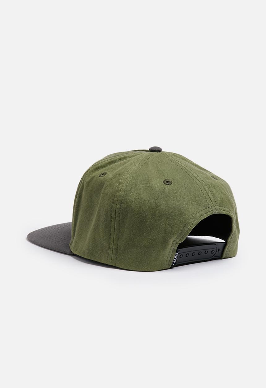 Globe - Tasman snap back