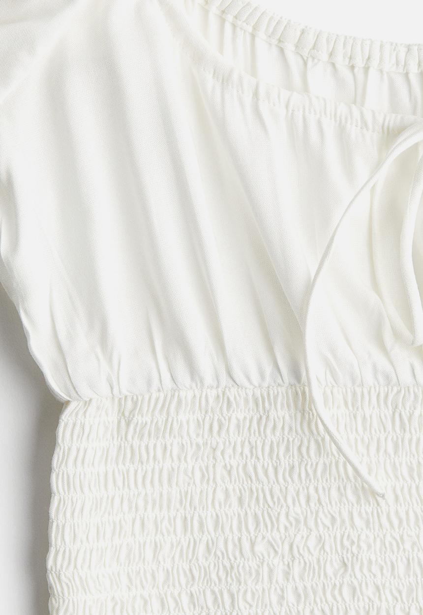 H&M - Smocked viscose blouse - cream