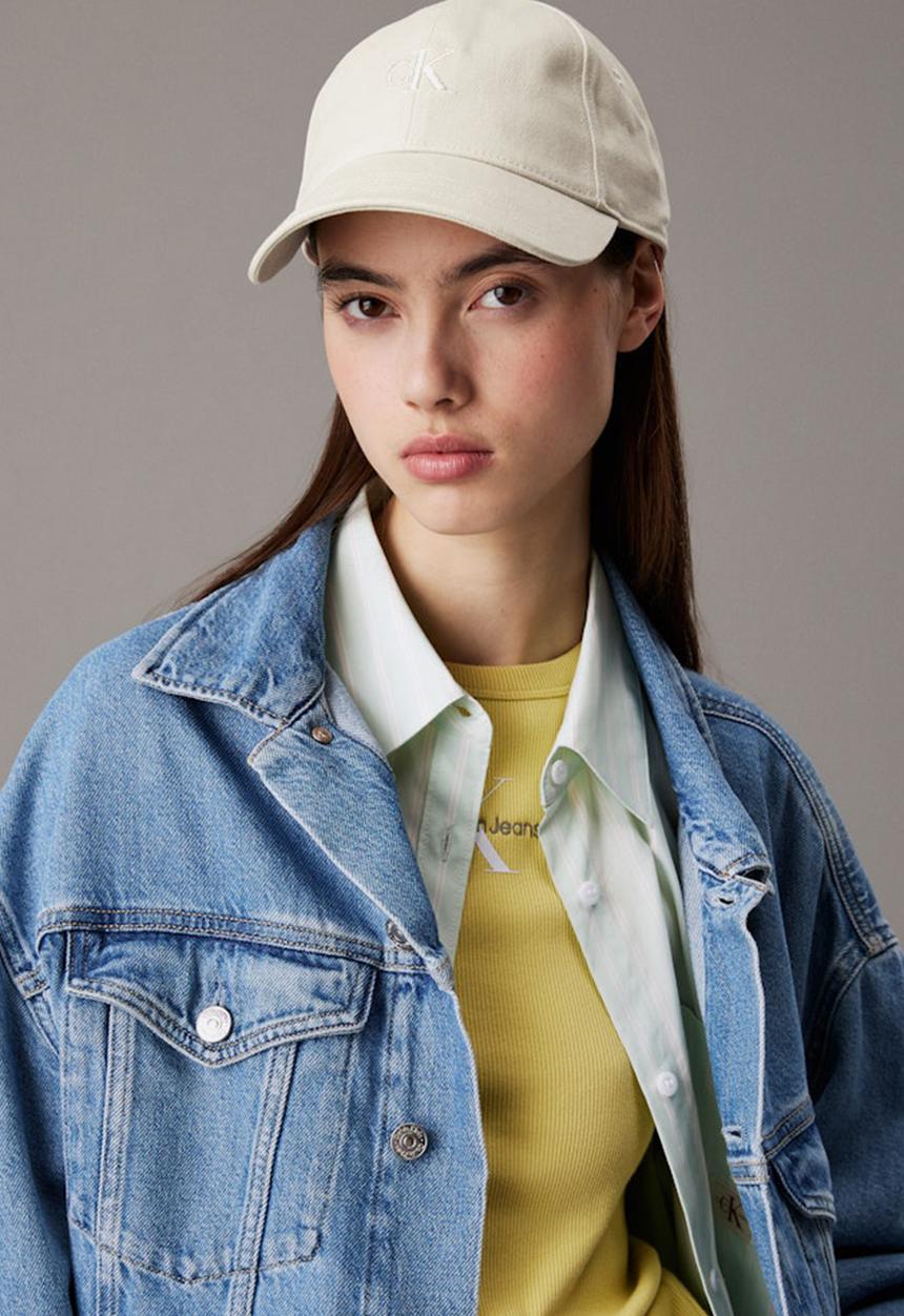 Calvin Klein - Embroidered monogram cap - wind chime