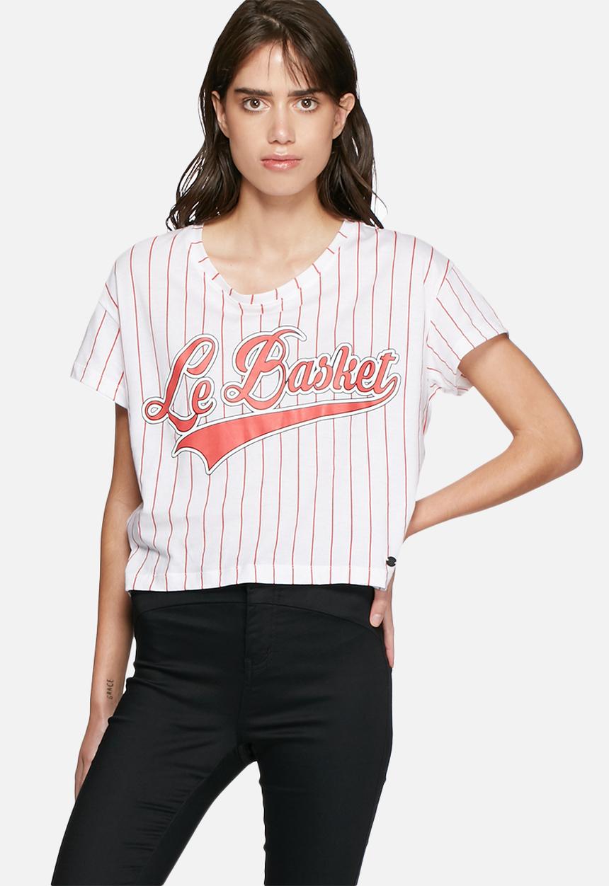 Noisy May - Star cropped tee