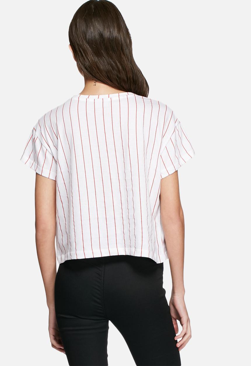 Noisy May - Star cropped tee