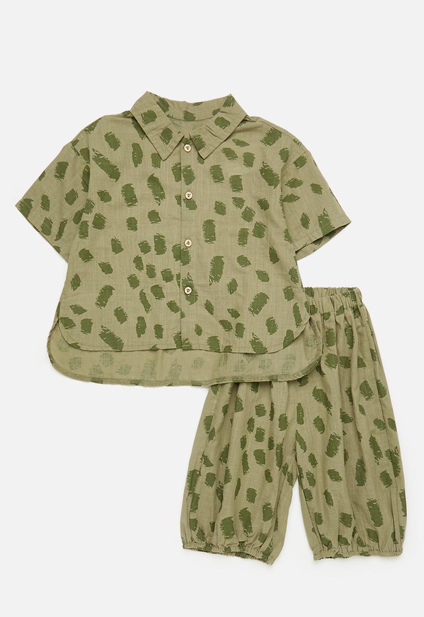 Pop Candy - Dolphin hem shirt & shorts set - khaki green/aop