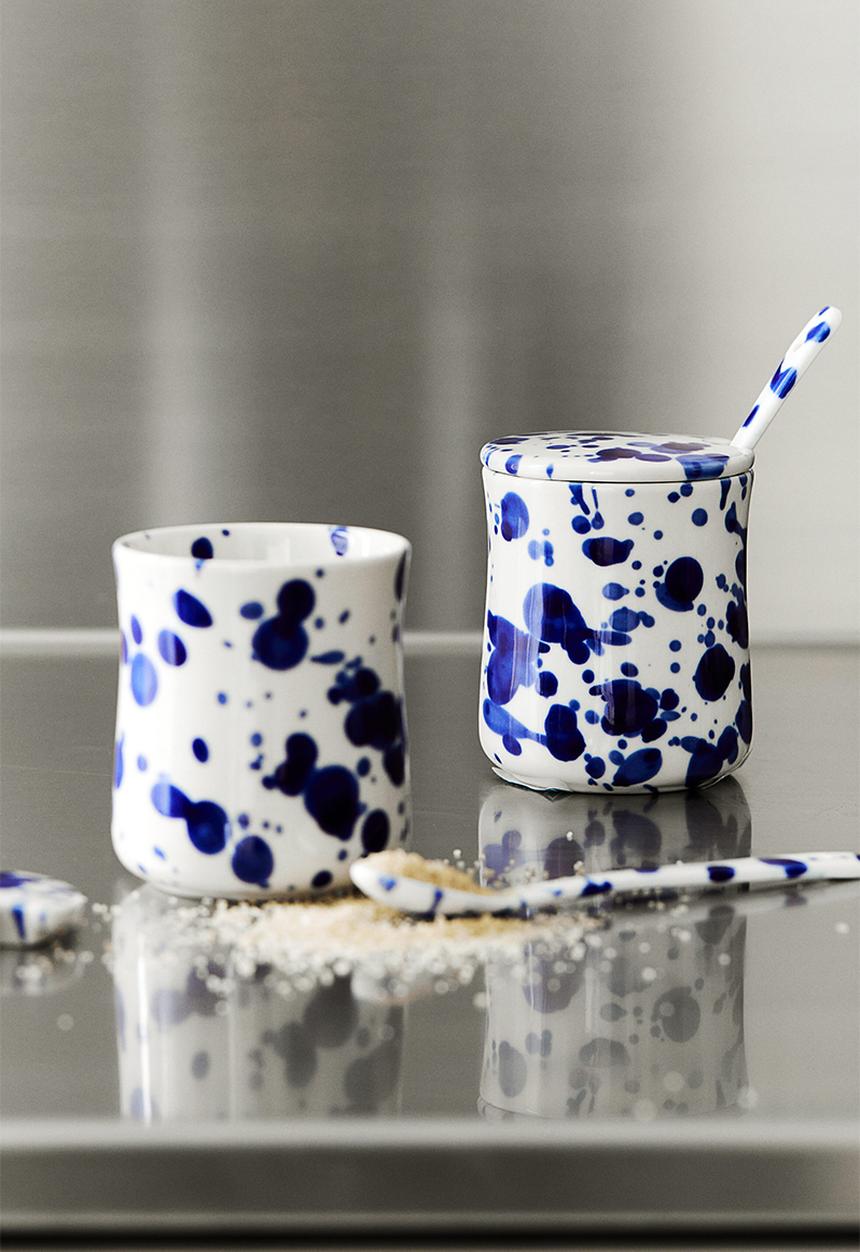 H&M - Stoneware butter dish - blue speckled