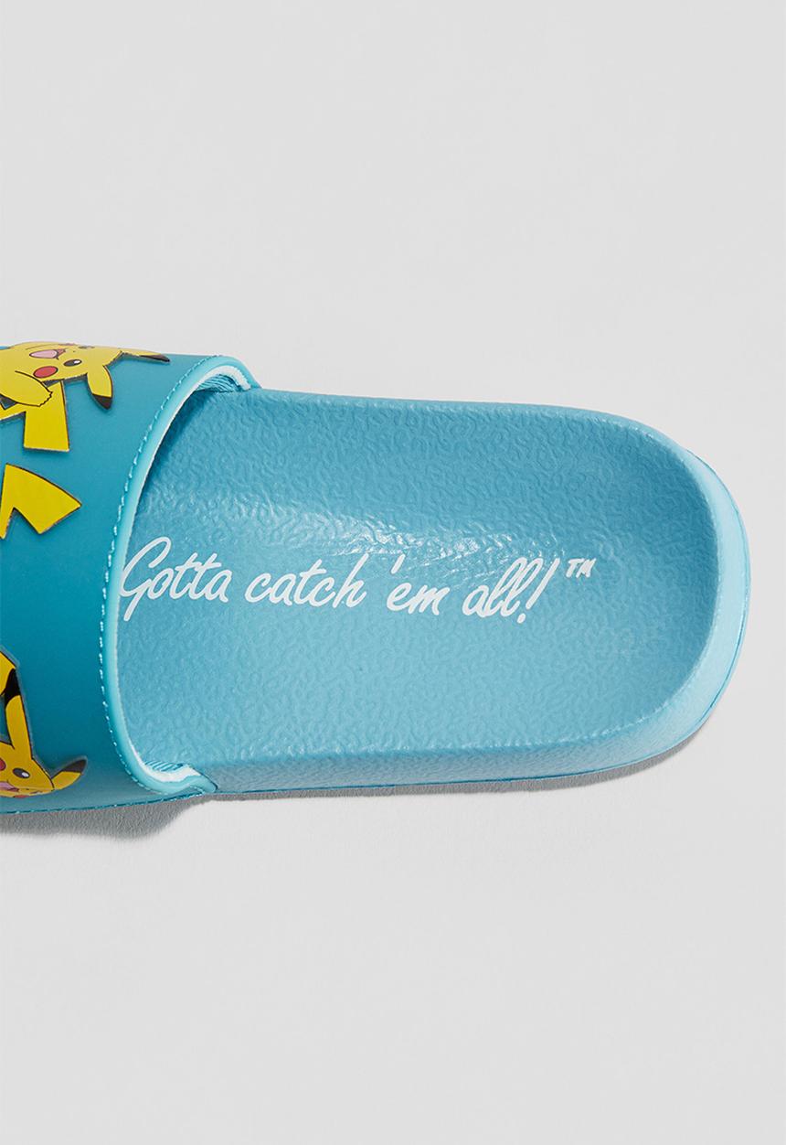 H&M - Pool shoes - turquoise pokémon