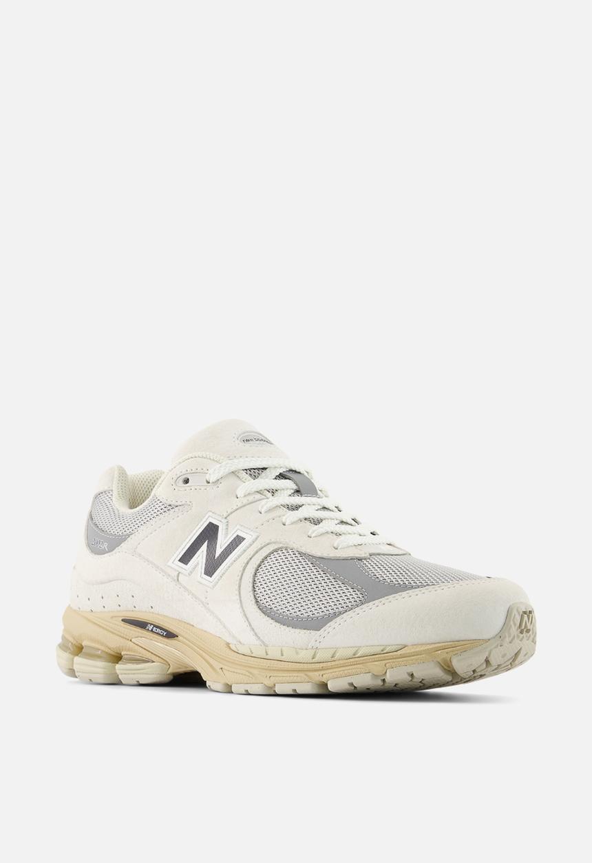 New Balance  - U2002R v1