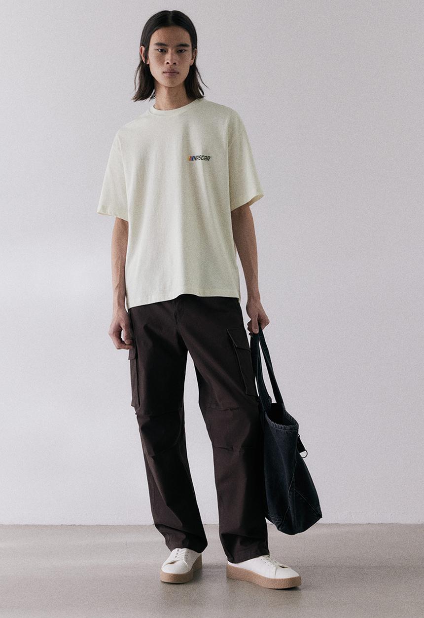 H&M - Loose fit t-shirt - cream nascar
