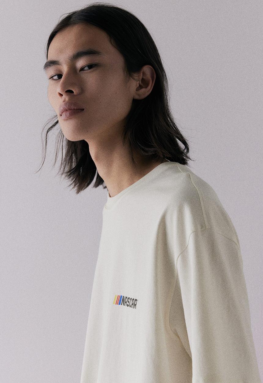 H&M - Loose fit t-shirt - cream nascar