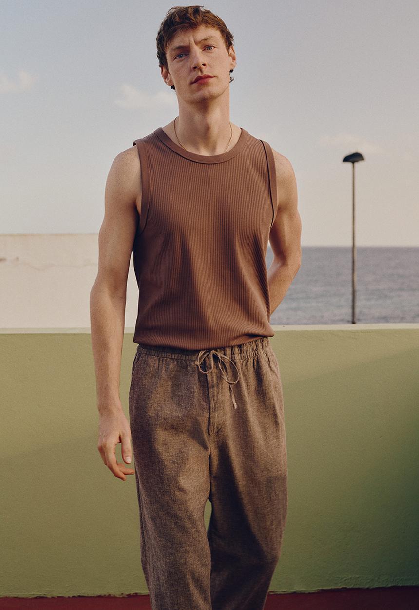 H&M - Regular fit linen-blend trousers - dark beige