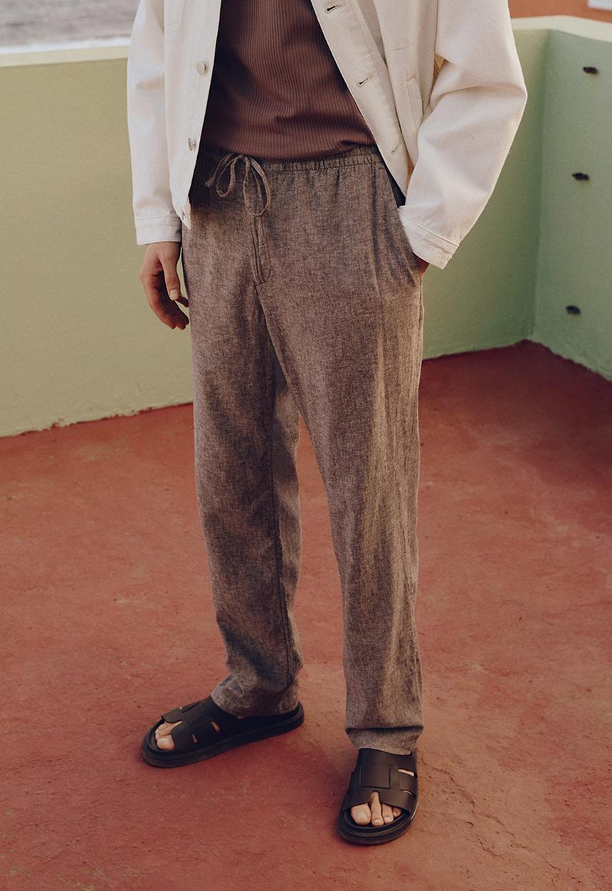 H&M - Regular fit linen-blend trousers - dark beige