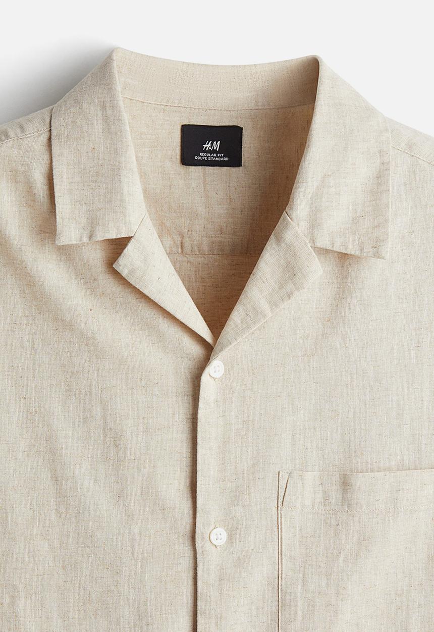 H&M - Regular fit short-sleeved linen-blend shirt - light beige