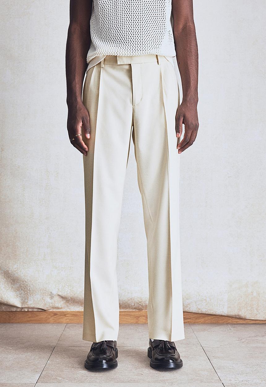H&M - Regular fit tailored linen-blend trousers - light beige