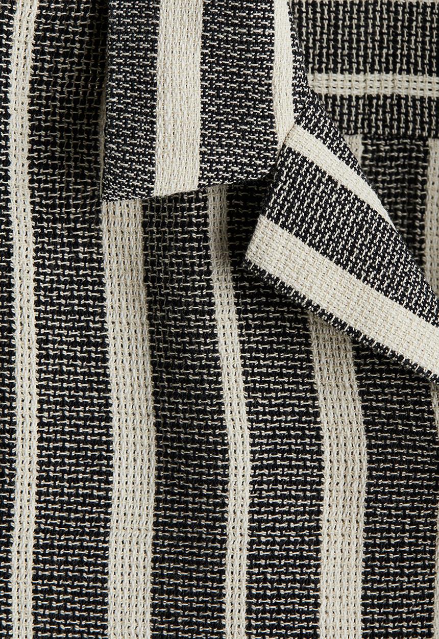 H&M - Regular fit textured resort shirt - navy blue striped