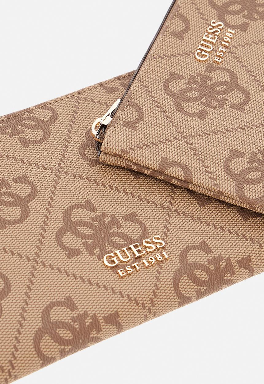 GUESS - BERTA JEWELRY ORG & PSSPRT PCH -  LATTE LOGO/BROWN