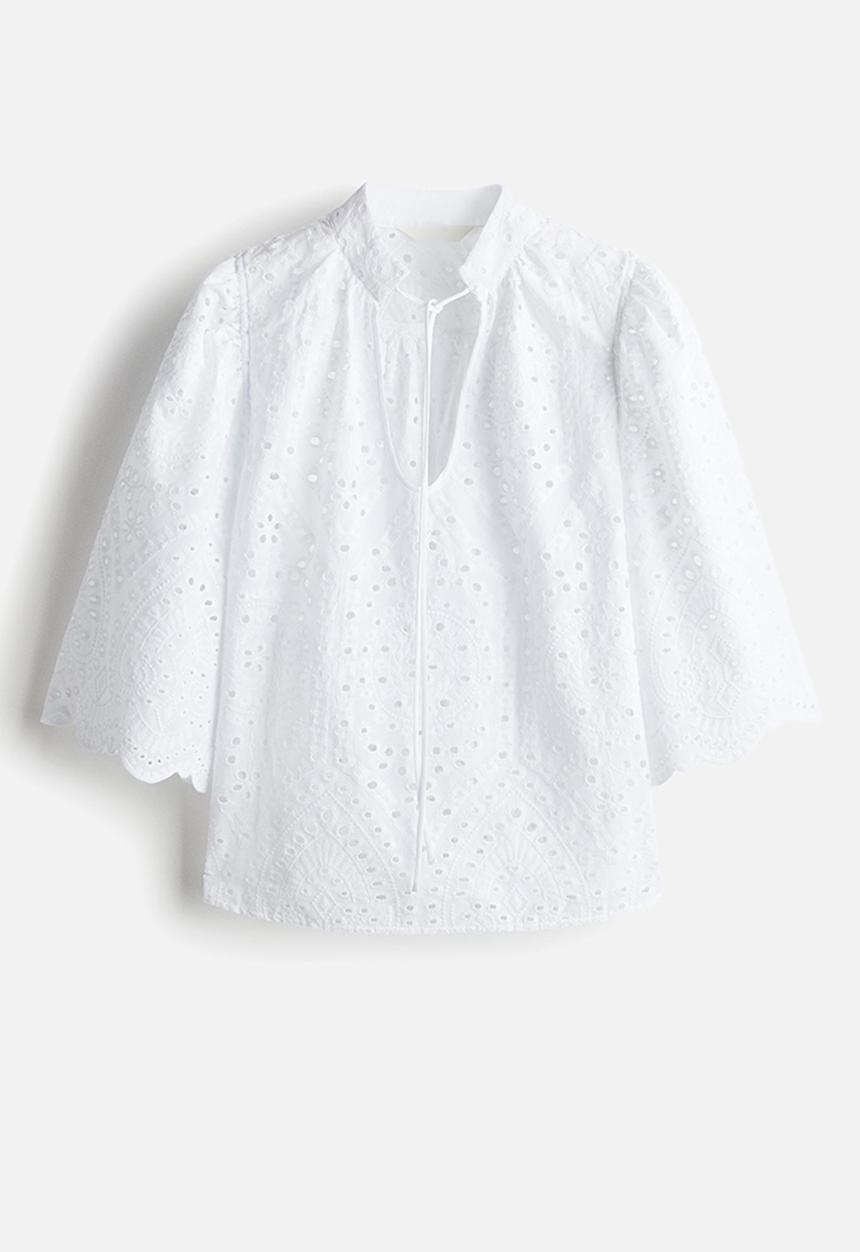 H&M - Broderie anglaise blouse - white