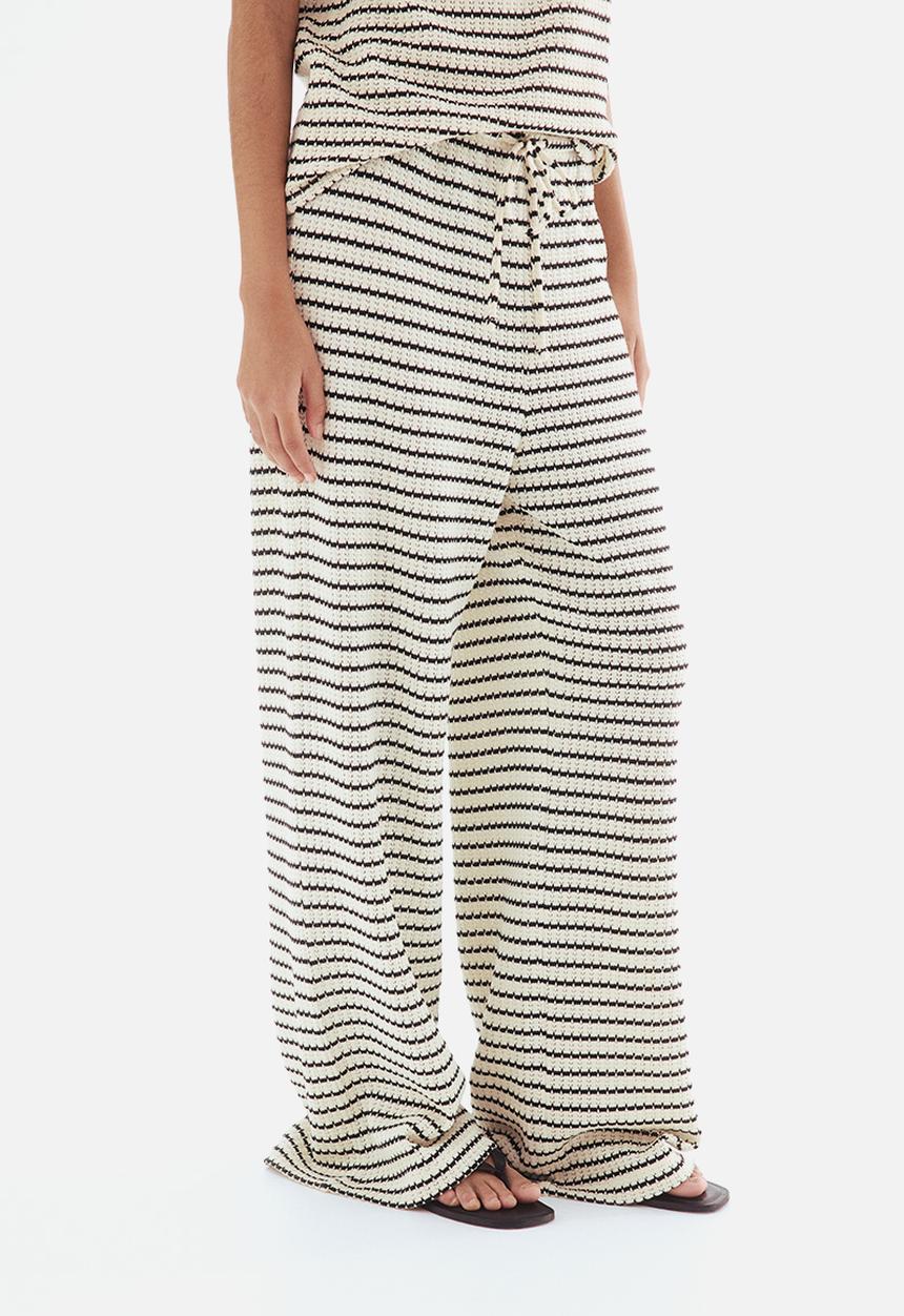 H&M - Textured-knit trousers - cream/striped