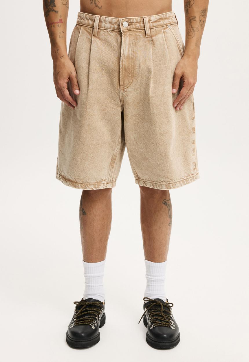 Cotton On - Baggy Denim Short - Pleat Cinnamon
