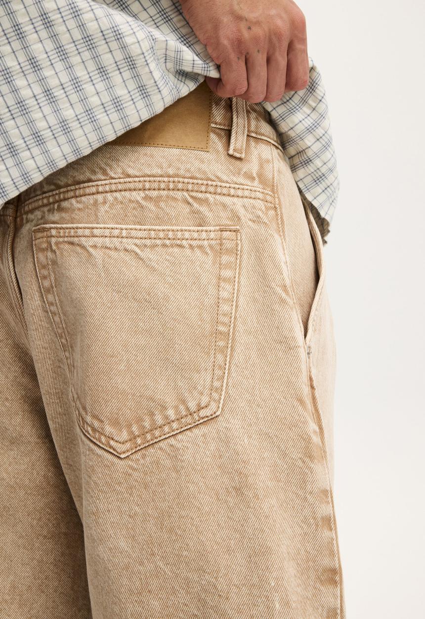 Cotton On - Baggy Denim Short - Pleat Cinnamon