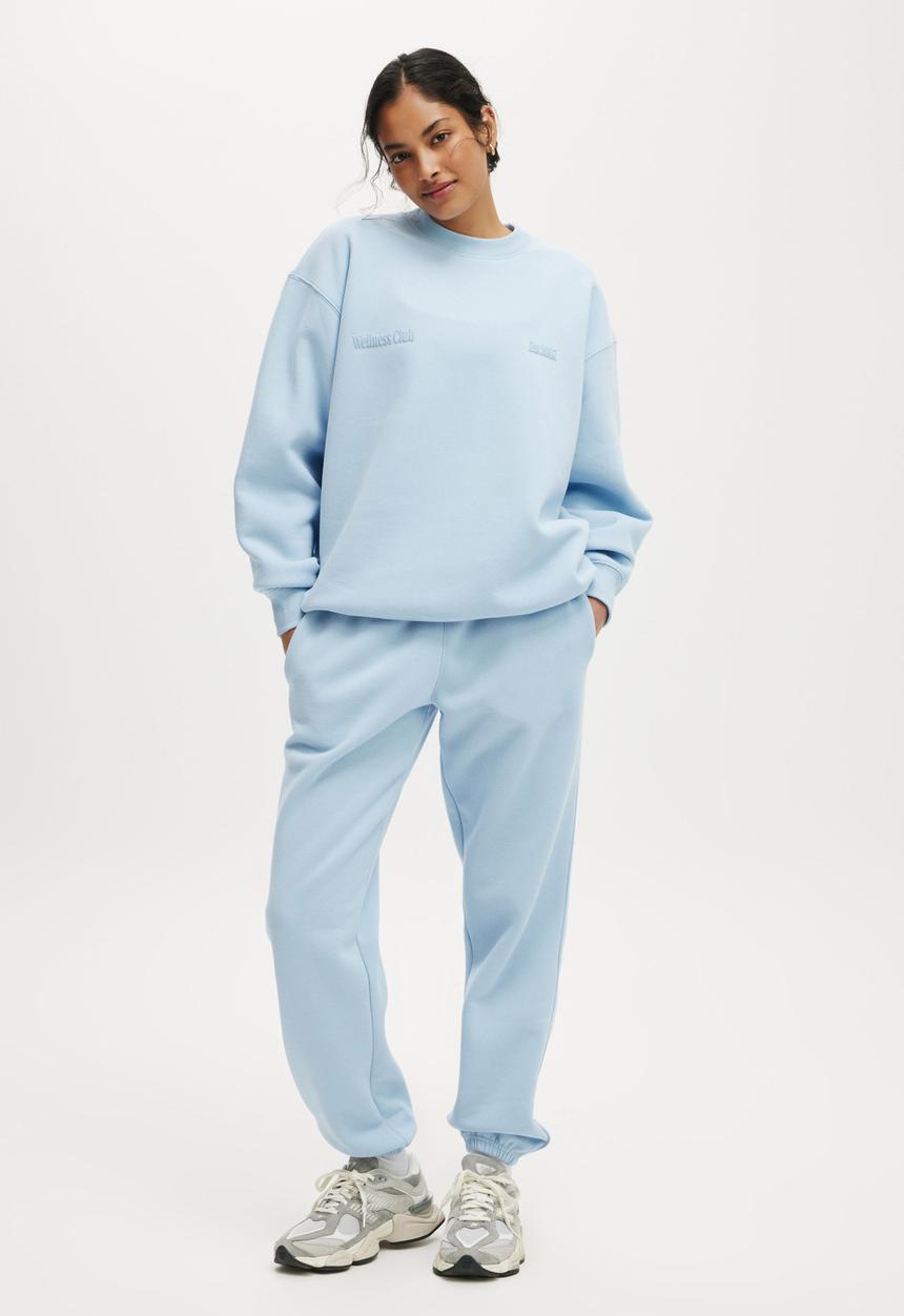 Cotton On - Plush Graphic Crew Sweatshirt - Angel Falls/Wellness