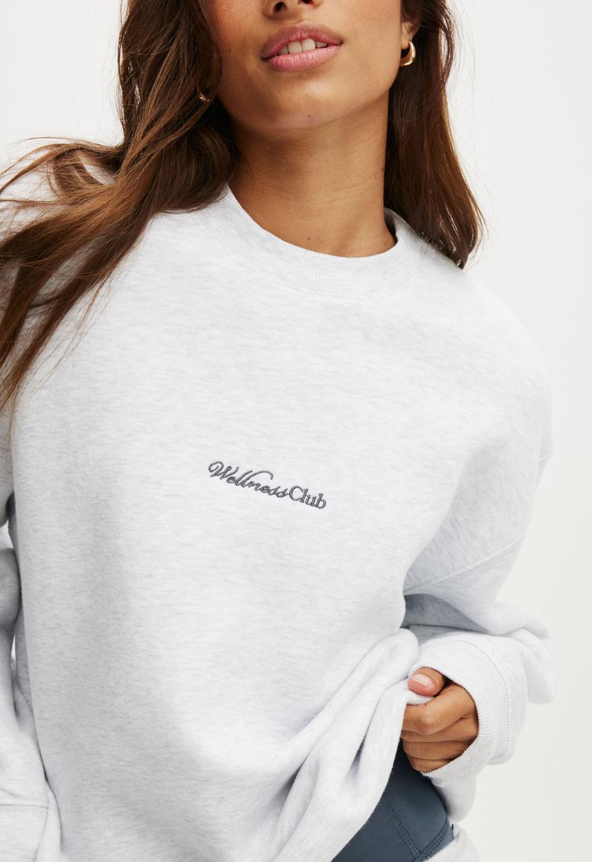 Cotton On - Plush Graphic Crew Sweatshirt - Cloudy Grey Marle/Wellness