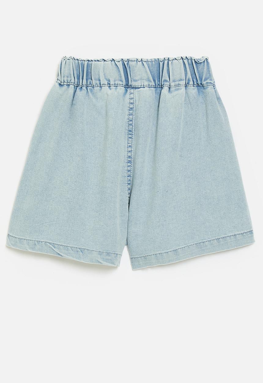 Pop Candy - Flared denim shorts with inverted pleats - blue