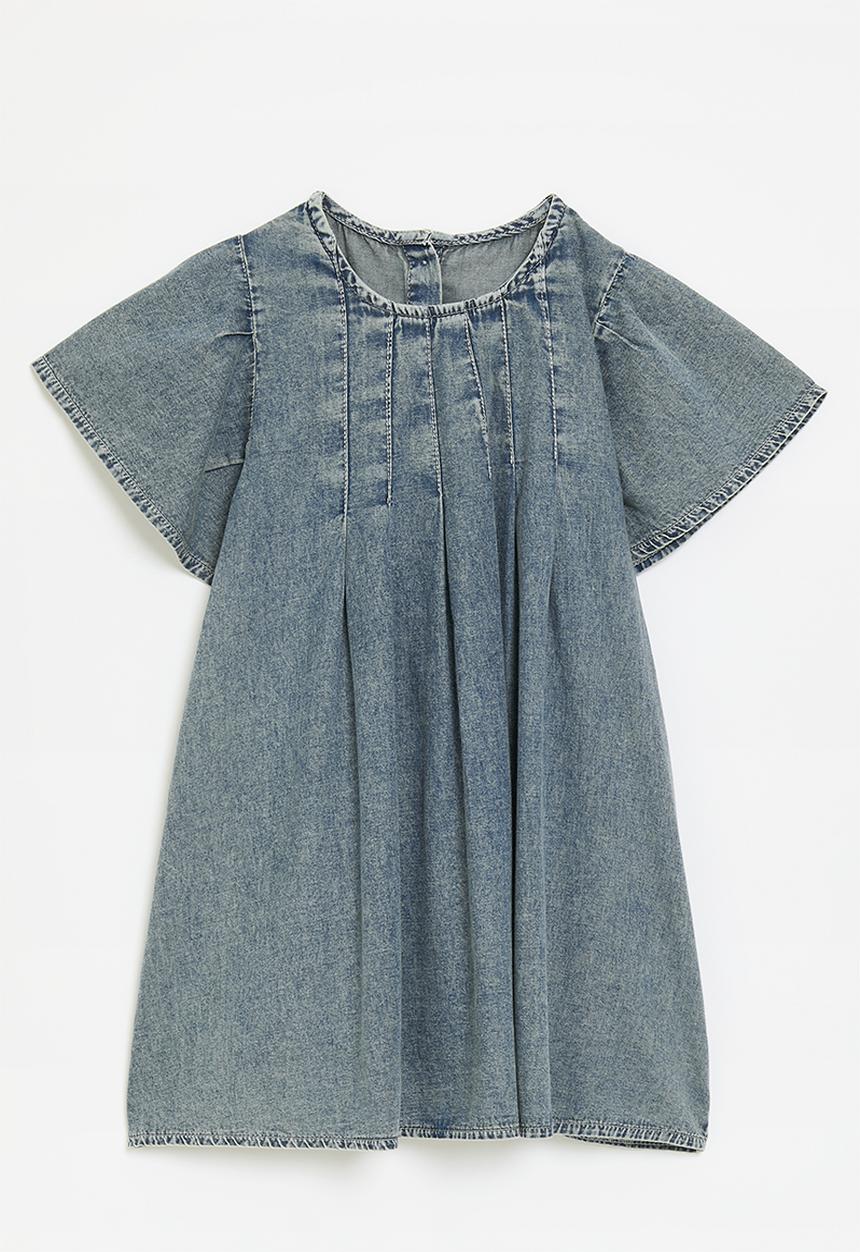 Pop Candy - Button closure denim dress with descending pin tuck detail - blue