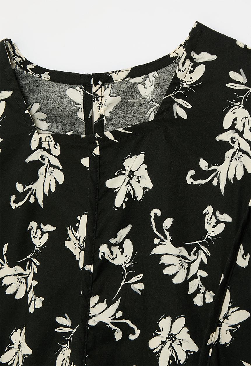 Pop Candy - Princess line blouse with puffed sleeves - black/cream/floral aop