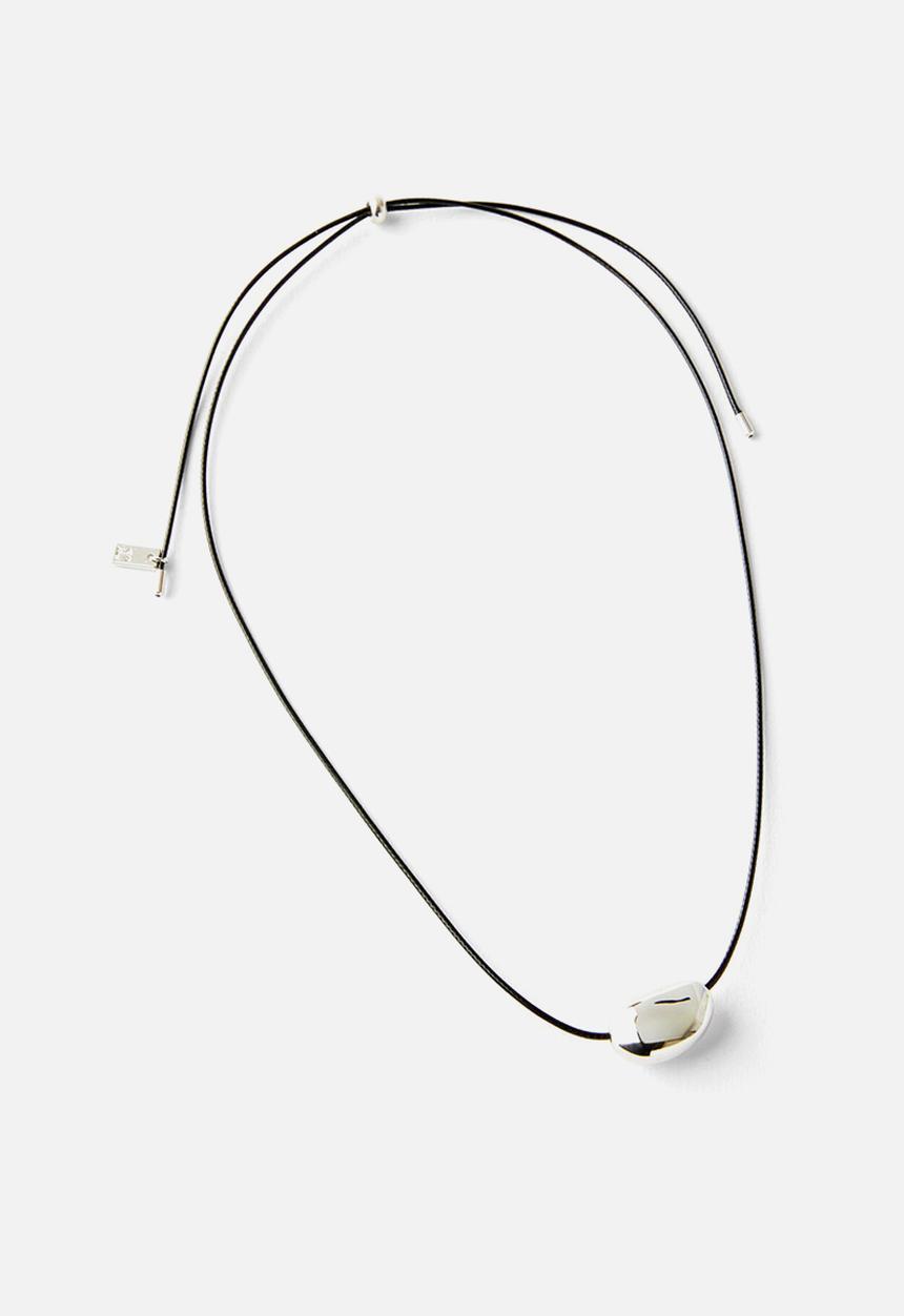 Rubi - Cord Pendant Necklace - Black