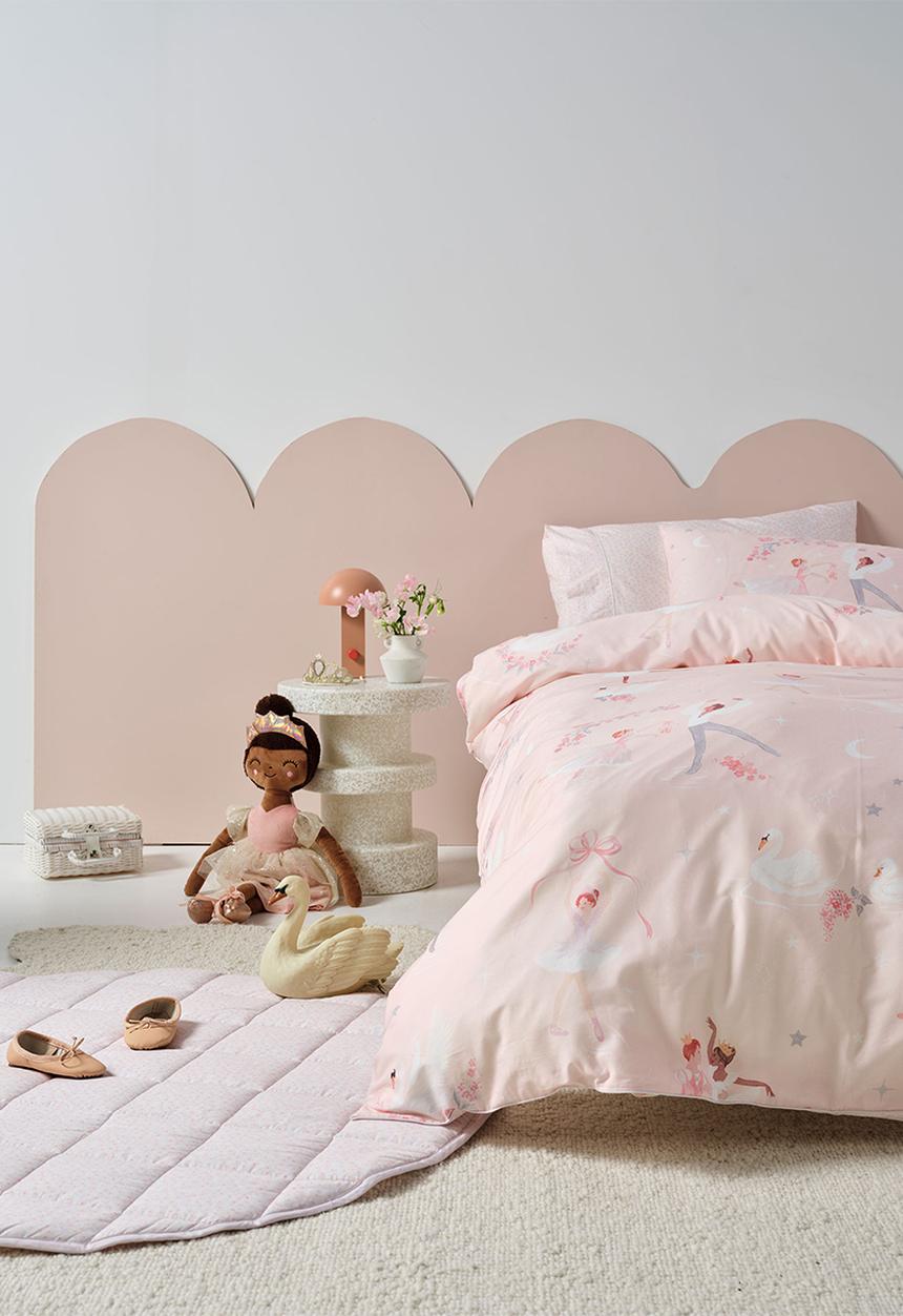 Linen House - Swan Lake Blush Duvet Cover Set - pink