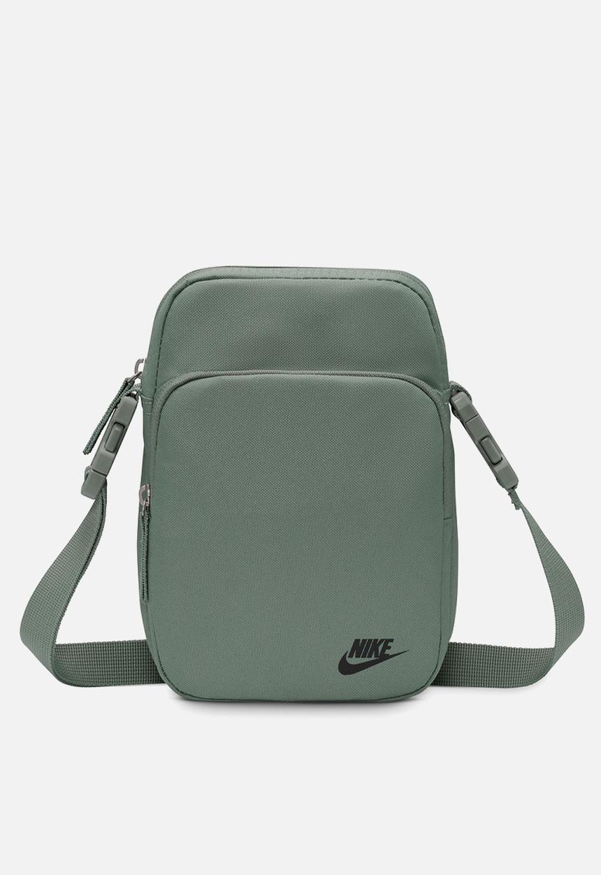 Nike - Nike Heritage Crossbody Bag (4L) - Clay Green/Clay Green/Black