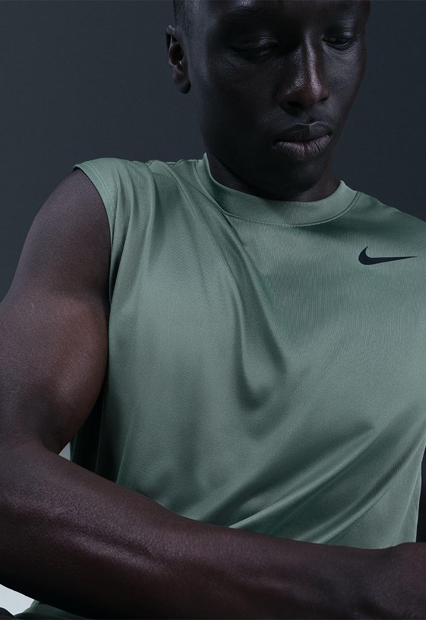 Nike - Dri-FIT Legend Sleeveless Fitness T-Shirt - Clay Green/Black