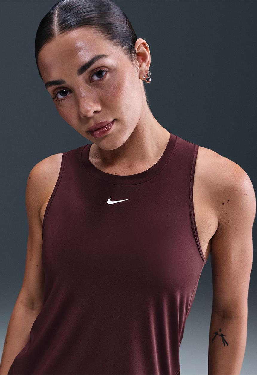 Nike - Dri-Fit Tank Top - Maroon