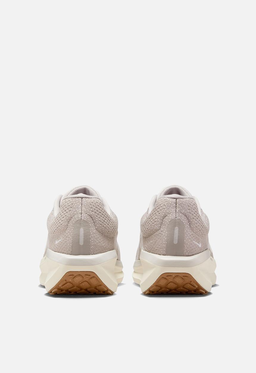 Nike - Winflo 11