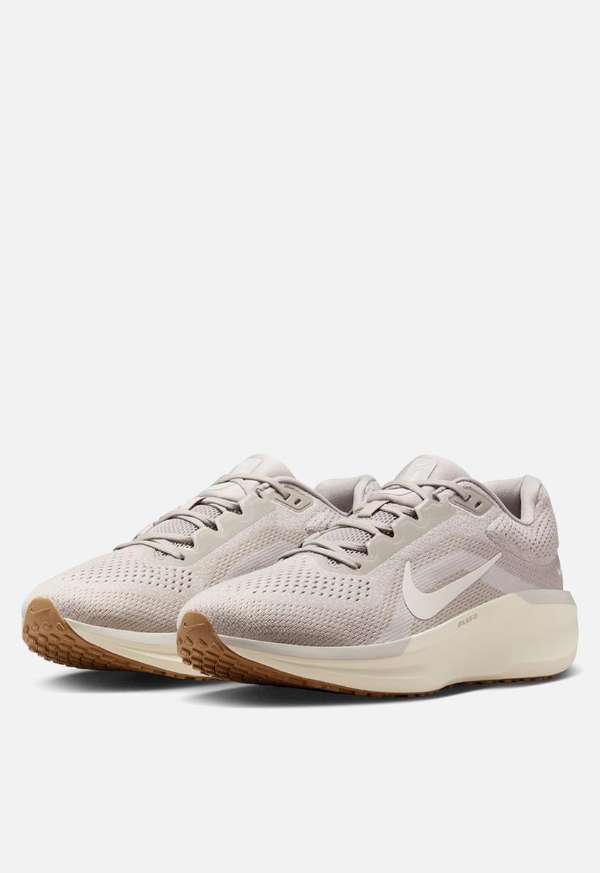 Nike - Winflo 11