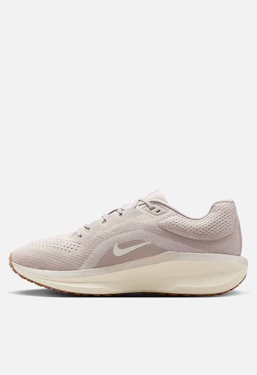 Nike - Winflo 11