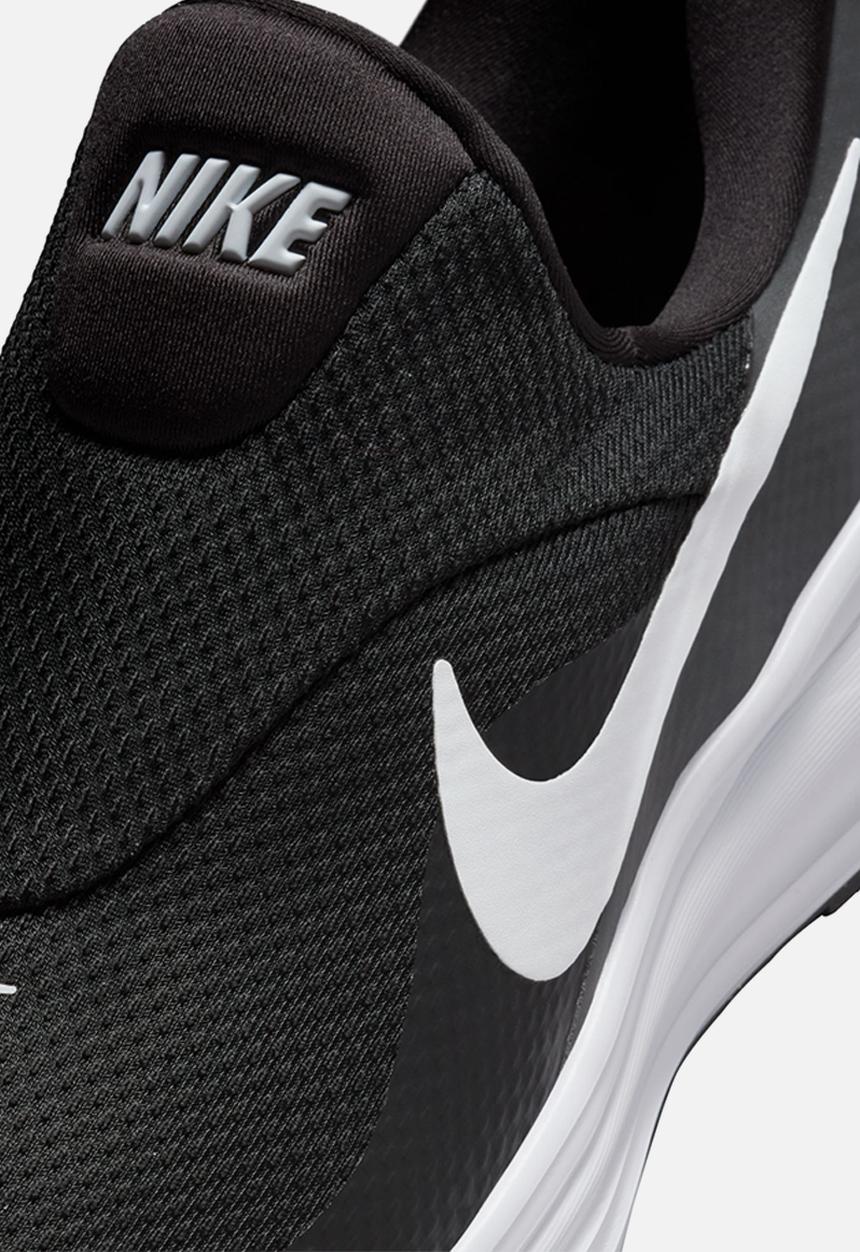 Nike - Revolution 8 EasyOn