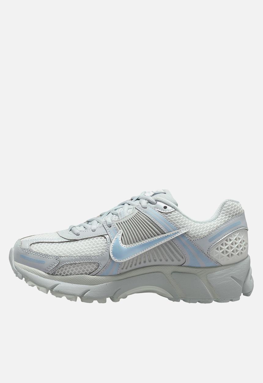 Nike - Zoom Vomero 5